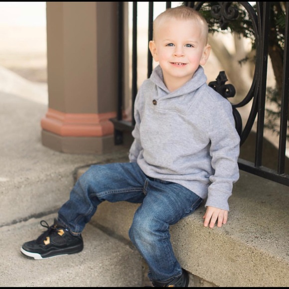 Old Navy Other - Gray sweater